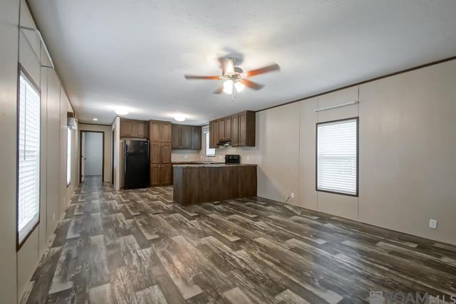 30776 Weiss Rd, Walker, LA 70785