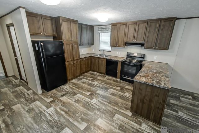 30776 Weiss Rd, Walker, LA 70785