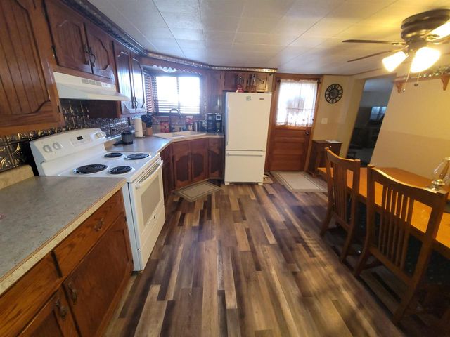 102 S ELIZABETH STREET, Eden, WI 53019