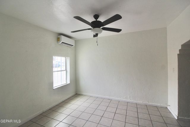 601 N COPIA Street 2, El Paso, TX 79903