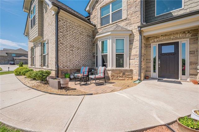 3910 Sky River Court, Cumming, GA 30040