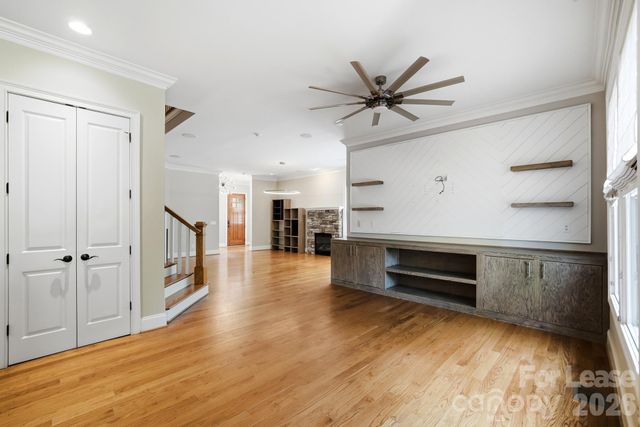 520 Iverson Way, Charlotte, NC 28203