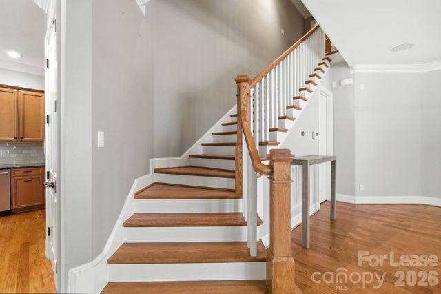 520 Iverson Way, Charlotte, NC 28203