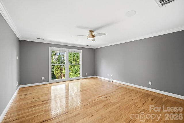 520 Iverson Way, Charlotte, NC 28203