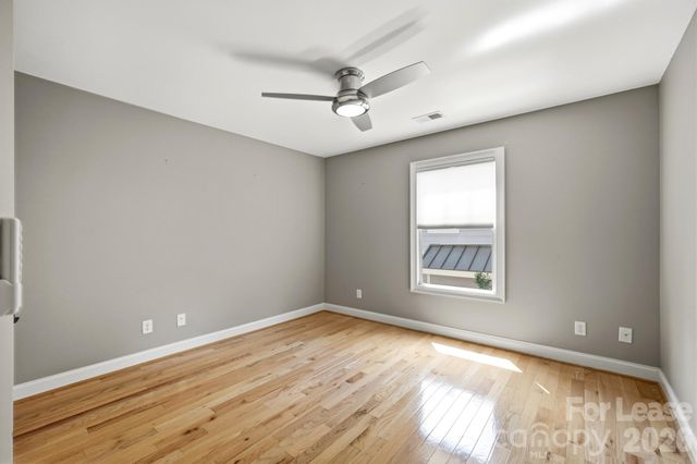 520 Iverson Way, Charlotte, NC 28203