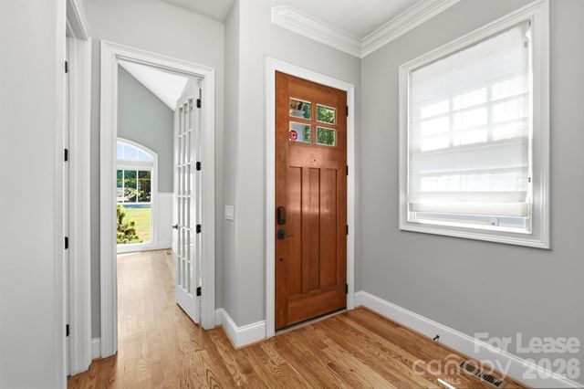 520 Iverson Way, Charlotte, NC 28203