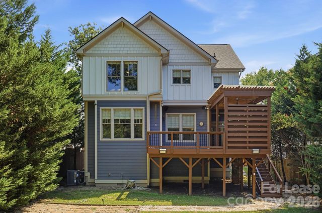 520 Iverson Way, Charlotte, NC 28203