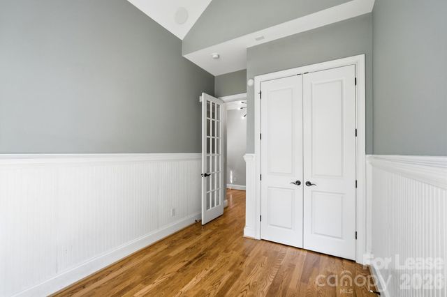 520 Iverson Way, Charlotte, NC 28203