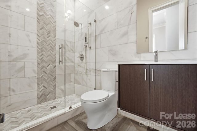520 Iverson Way, Charlotte, NC 28203