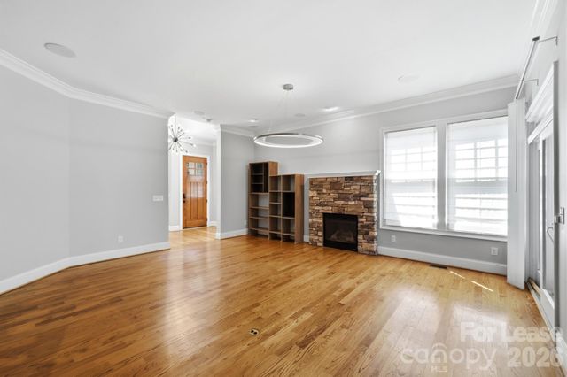 520 Iverson Way, Charlotte, NC 28203