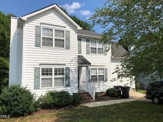 124 Fairford Drive, Holly Springs, NC 27540