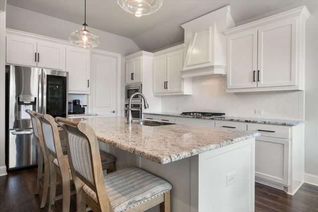 2515 Wallingford Drive, Mansfield, TX 76084