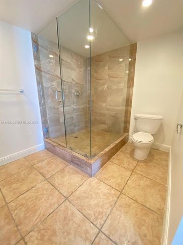 13499 Biscayne Boulevard 1505, North Miami, FL 33181