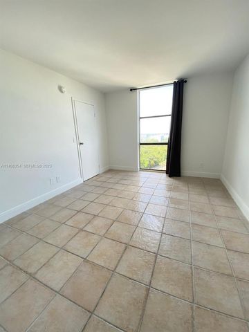 13499 Biscayne Boulevard 1505, North Miami, FL 33181