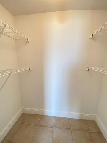 13499 Biscayne Boulevard 1505, North Miami, FL 33181