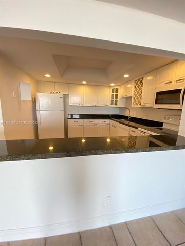 13499 Biscayne Boulevard 1505, North Miami, FL 33181