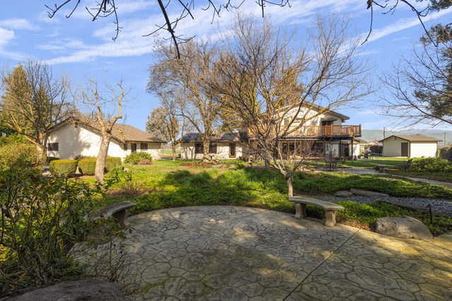 21487 Ave 332, Woodlake, CA 93286