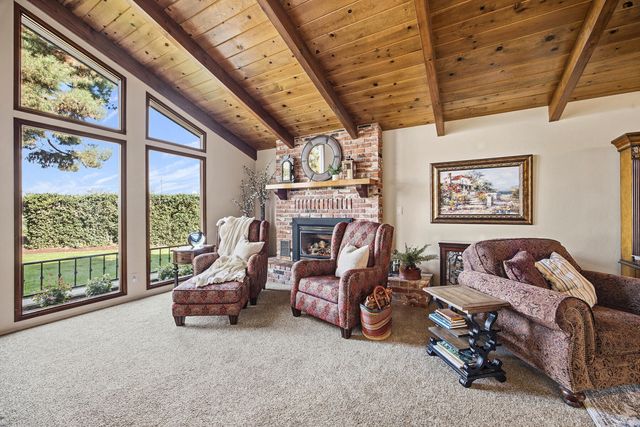 21487 Ave 332, Woodlake, CA 93286