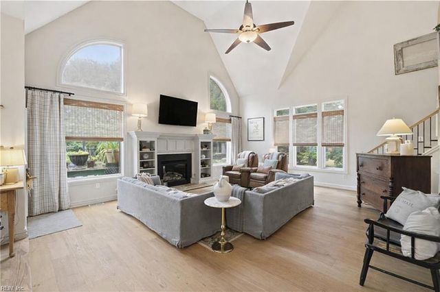 1149 Waters RD, Chesapeake, VA 23322