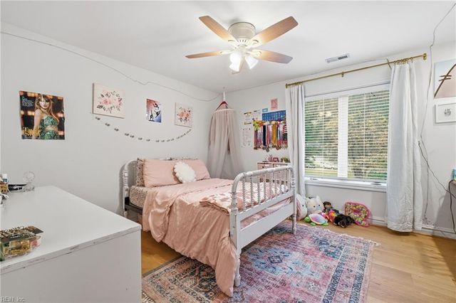 1149 Waters RD, Chesapeake, VA 23322