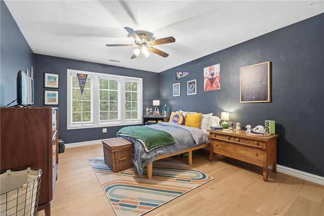 1149 Waters RD, Chesapeake, VA 23322