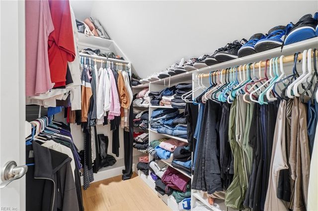 1149 Waters RD, Chesapeake, VA 23322