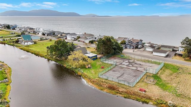 4418 Sucia Drive, Ferndale, WA 98248