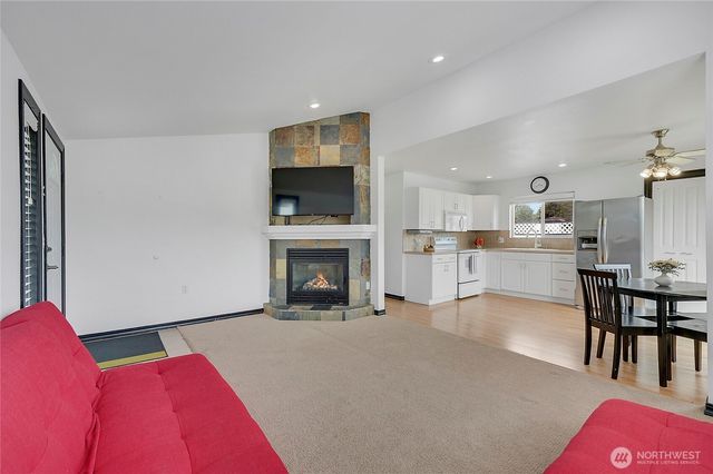 4418 Sucia Drive, Ferndale, WA 98248