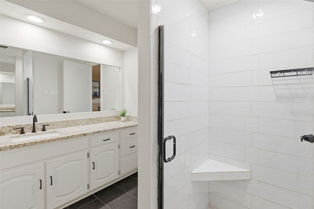 5008 Lake View Circle, North Richland Hills, TX 76180