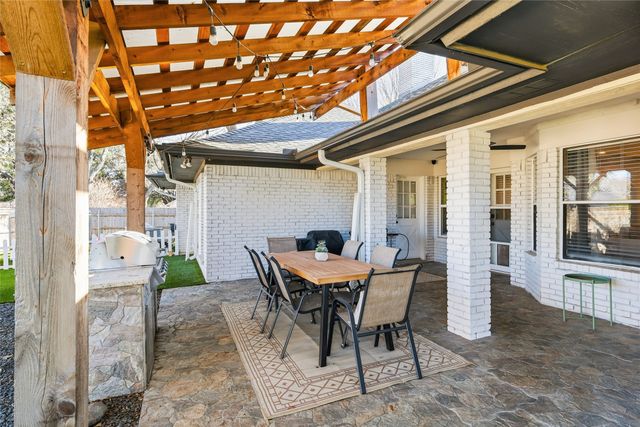 5008 Lake View Circle, North Richland Hills, TX 76180