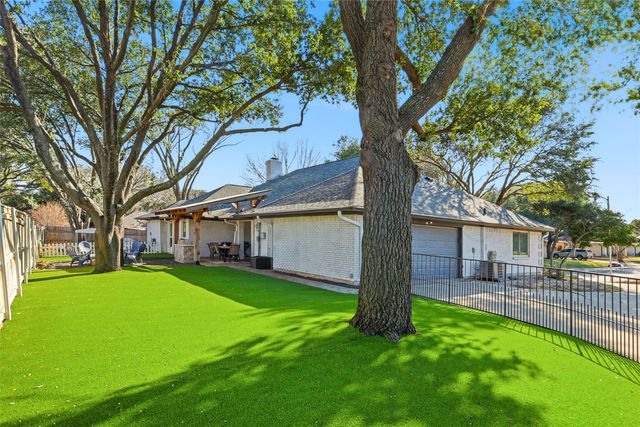 5008 Lake View Circle, North Richland Hills, TX 76180