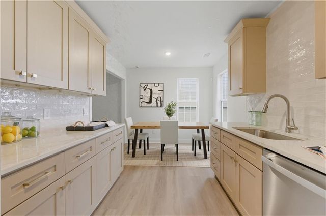 180 Summit SE Avenue, Marietta, GA 30060