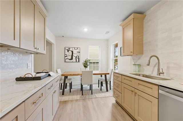 180 Summit SE Avenue, Marietta, GA 30060