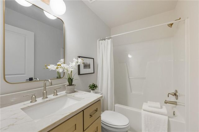 180 Summit SE Avenue, Marietta, GA 30060