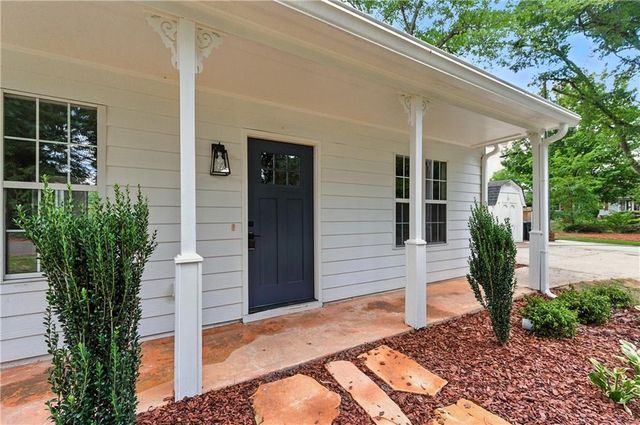 180 Summit SE Avenue, Marietta, GA 30060