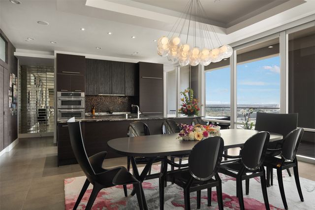 2408 Victory Park Lane 1240, Dallas, TX 75219