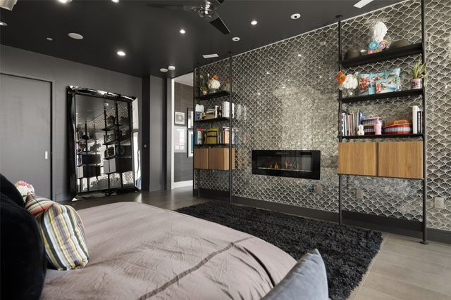 2408 Victory Park Lane 1240, Dallas, TX 75219
