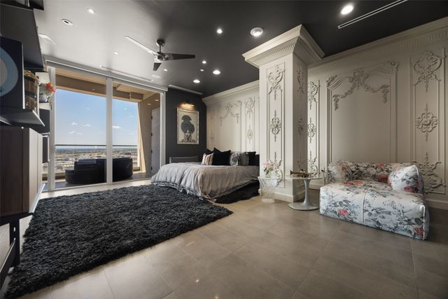 2408 Victory Park Lane 1240, Dallas, TX 75219