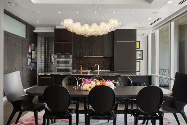 2408 Victory Park Lane 1240, Dallas, TX 75219