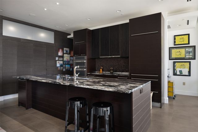 2408 Victory Park Lane 1240, Dallas, TX 75219