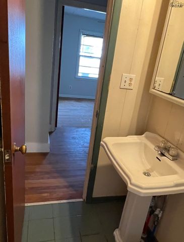 1104 E OMEGA STREET, Henrietta, TX 76365