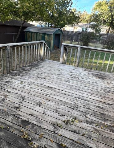 1104 E OMEGA STREET, Henrietta, TX 76365