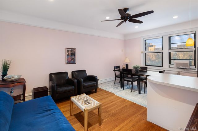 1 Franklin Avenue 4G, White Plains, NY 10601