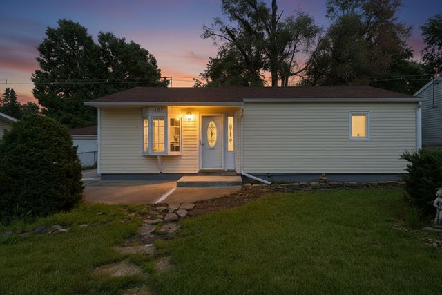 407 Laurel Avenue, Romeoville, IL 60446