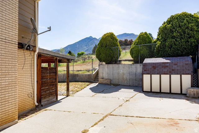 7351 S CHESTNUT CIR, Cottonwood Heights, UT 84121