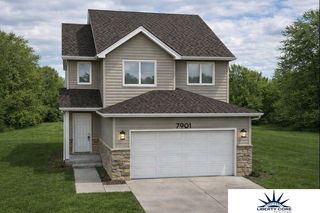 7901 N 94th Street, Omaha, NE 68122