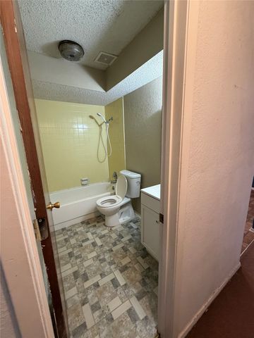 1206 Westland Avenue, Ranger, TX 76470