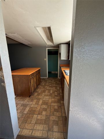 1206 Westland Avenue, Ranger, TX 76470