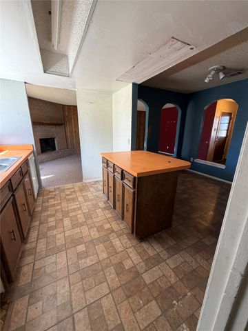 1206 Westland Avenue, Ranger, TX 76470