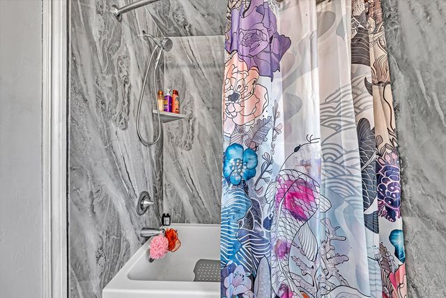 3015 KENNEDY ST, Roanoke, VA 24012